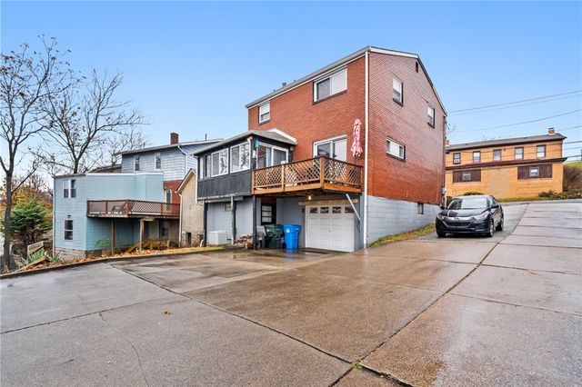 3242 Provost Rd, Whitehall, PA 15227