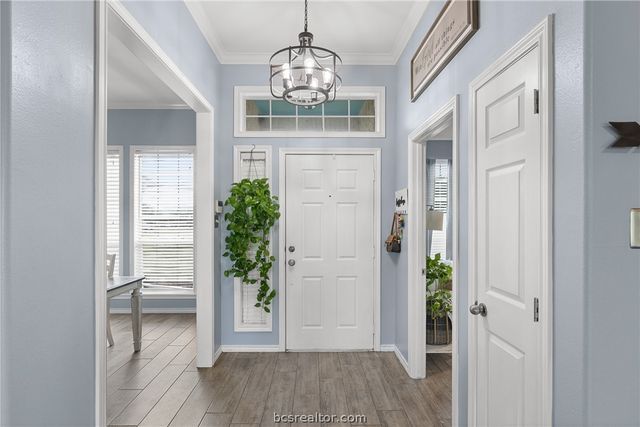 6305 Whitetail Lane, Bryan, TX 77808