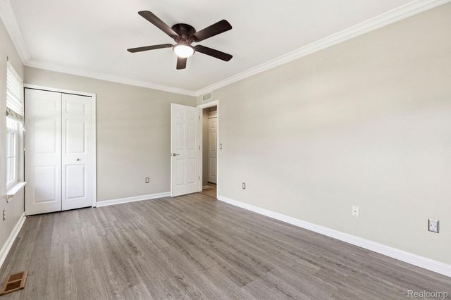 33751 Bayview Drive, Chesterfield Township, MI 48047