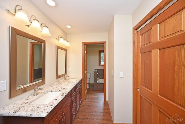 8405 Toddcreek Circle, West Chester, OH 45069