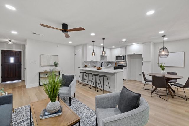 4402 Dove Springs DR, Austin, TX 78744