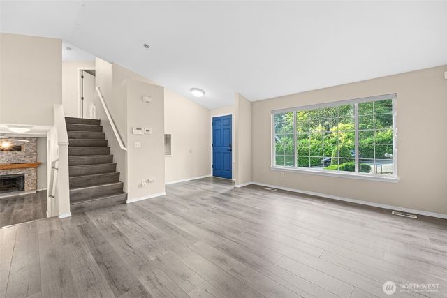 9735 S 222nd Street, Kent, WA 98031