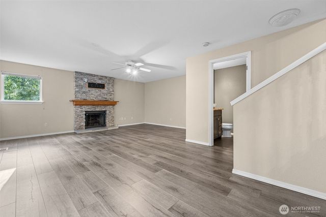 9735 S 222nd Street, Kent, WA 98031
