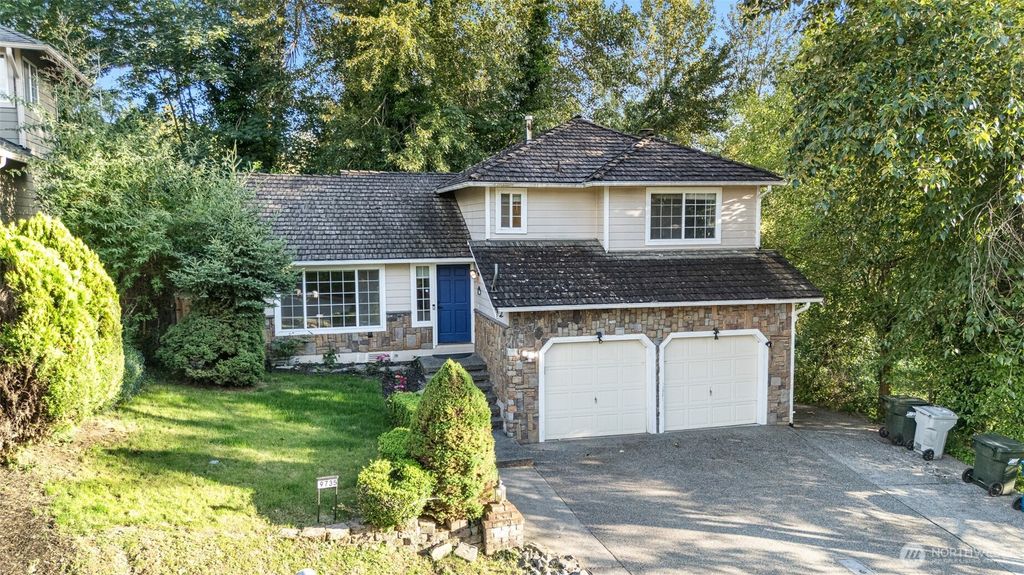 9735 S 222nd Street, Kent, WA 98031