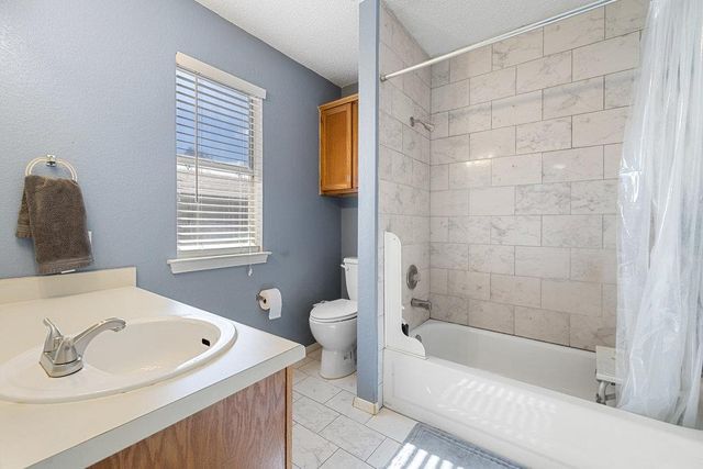 1700 Taron DR, Round Rock, TX 78681