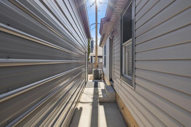 1700 Taron DR, Round Rock, TX 78681