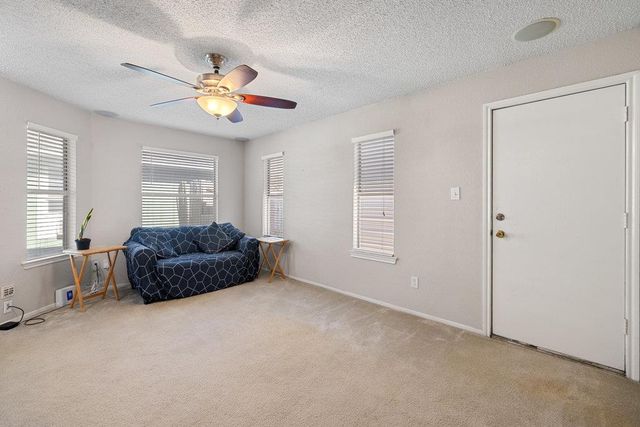 1700 Taron DR, Round Rock, TX 78681