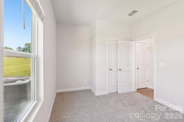 1276 30th Street NE, Conover, NC 28613