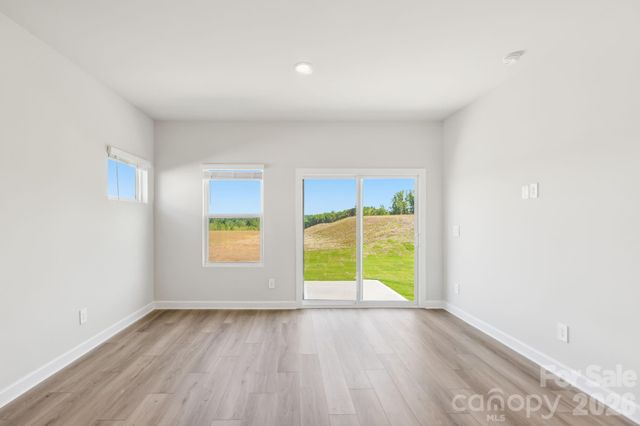 1276 30th Street NE, Conover, NC 28613