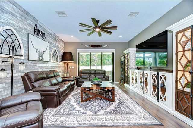 4111 N BOULEVARD, Tampa, FL 33603