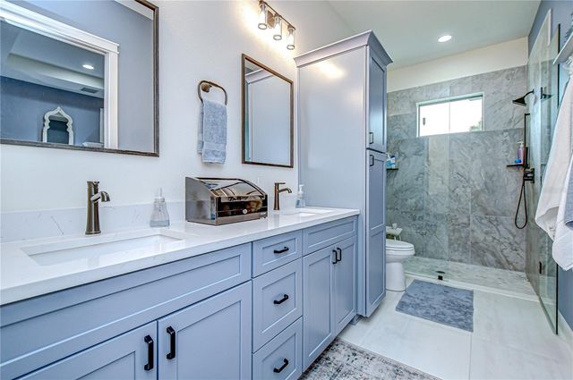 4111 N BOULEVARD, Tampa, FL 33603