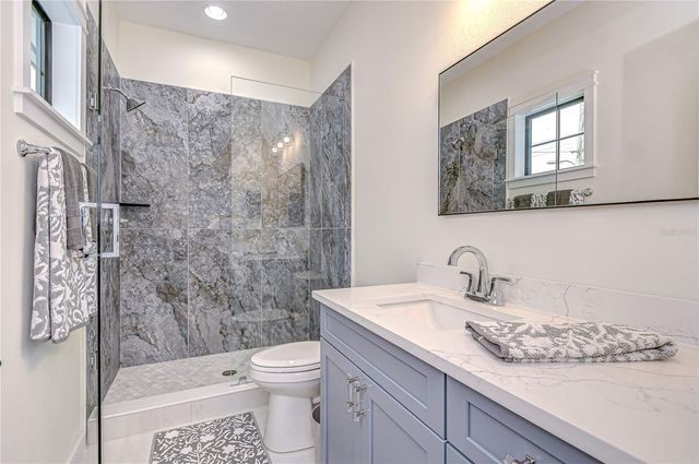 4111 N BOULEVARD, Tampa, FL 33603