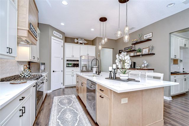 4111 N BOULEVARD, Tampa, FL 33603