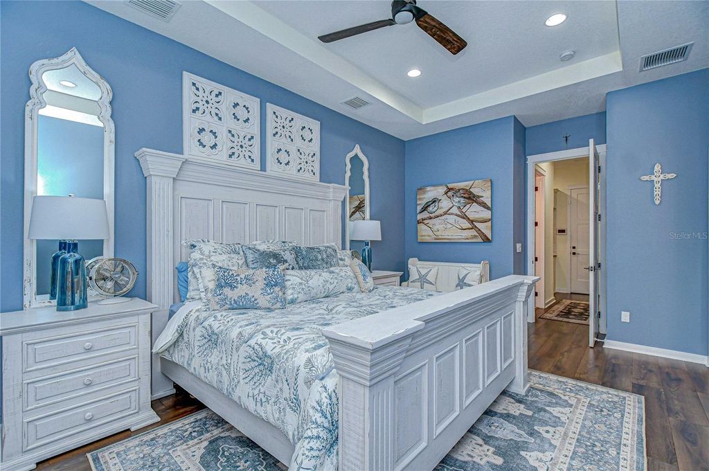 Image 20 of property listing at 4111 N BOULEVARD, Tampa, FL 33603