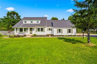 17911 Snyder Road, Chagrin Falls, OH 44023