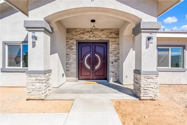 18756 Centennial Street, Hesperia, CA 92345