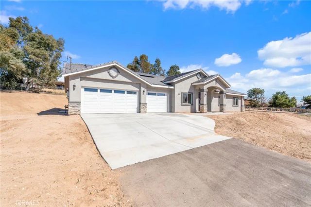 18756 Centennial Street, Hesperia, CA 92345