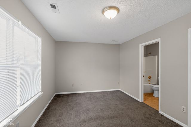 18057 Sanibel Circle, Noblesville, IN 46062