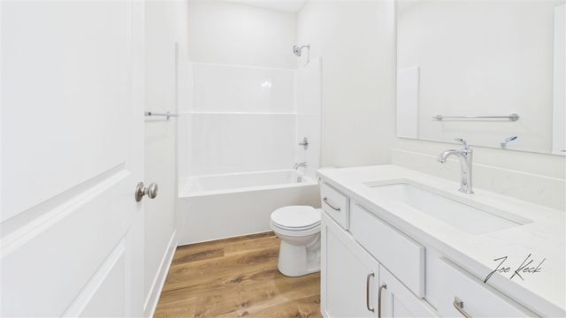 7393 Atwater Drive 35, Norton Shores, MI 49456