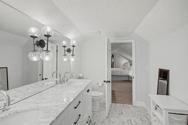 5925 Dupont Avenue S, Minneapolis, MN 55419