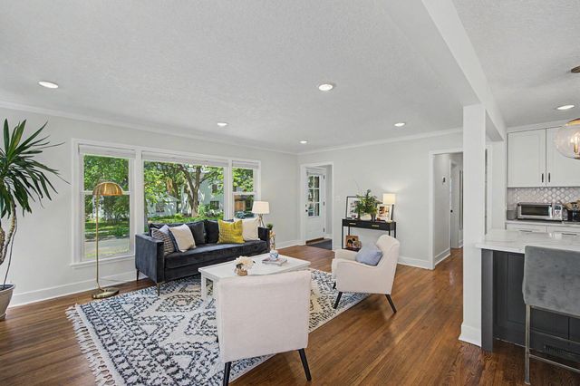 5925 Dupont Avenue S, Minneapolis, MN 55419