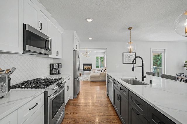5925 Dupont Avenue S, Minneapolis, MN 55419