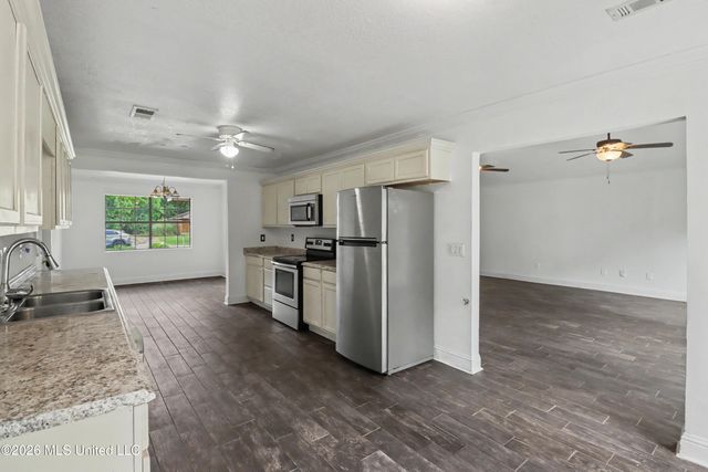 1307 Wisteria Lane, Long Beach, MS 39560