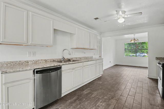 1307 Wisteria Lane, Long Beach, MS 39560