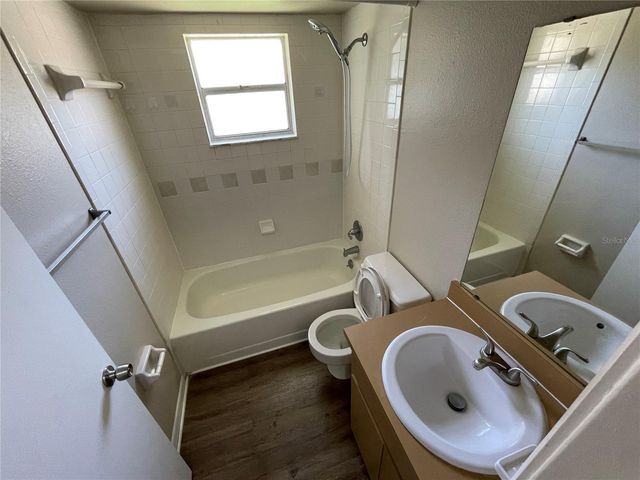 750 ZELLA LANE, Lakeland, FL 33813