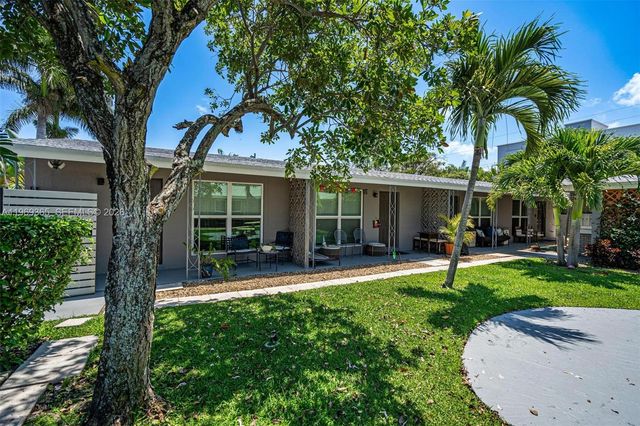 2201 NE 14th Ave, Wilton Manors, FL 33305