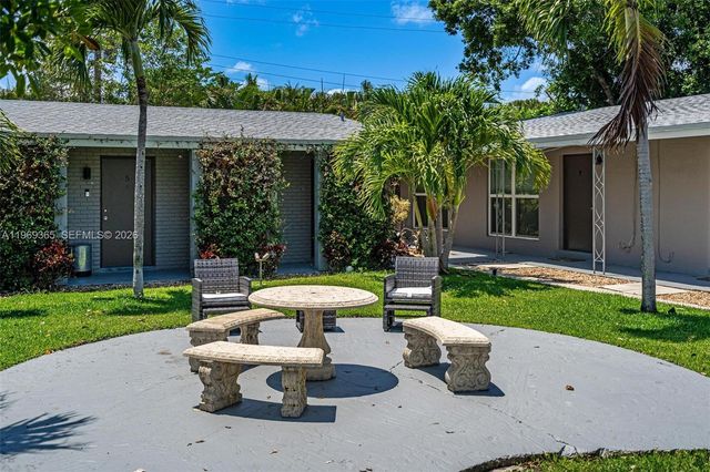 2201 NE 14th Ave, Wilton Manors, FL 33305