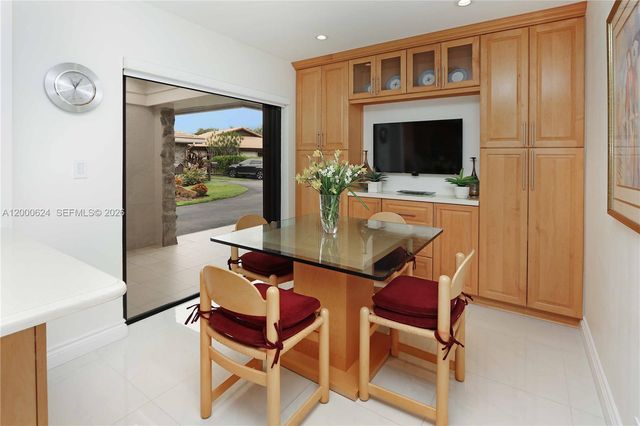 3650 N 36th Ave 2, Hollywood, FL 33021