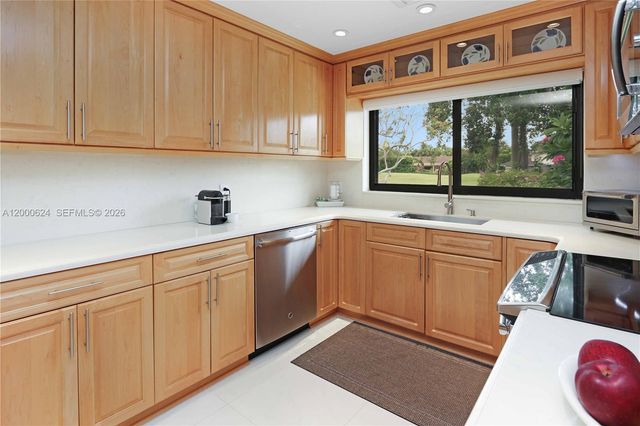 3650 N 36th Ave 2, Hollywood, FL 33021