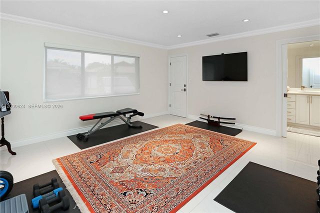 3650 N 36th Ave 2, Hollywood, FL 33021