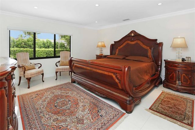 3650 N 36th Ave 2, Hollywood, FL 33021