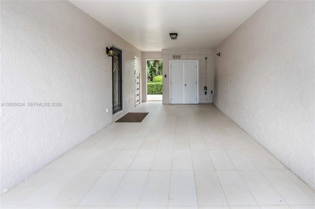 3650 N 36th Ave 2, Hollywood, FL 33021