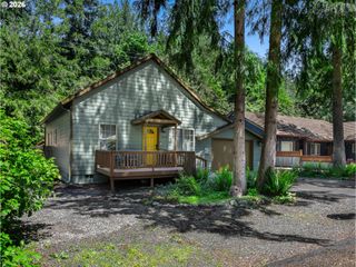 65121 E LUPINE Dr, Rhododendron, OR 97049