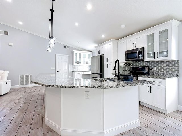 661 BRAYTON LN, Davenport, FL 33897