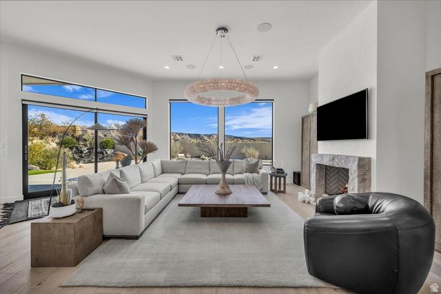 5032 N SILVER CLOUD, St. George, UT 84770