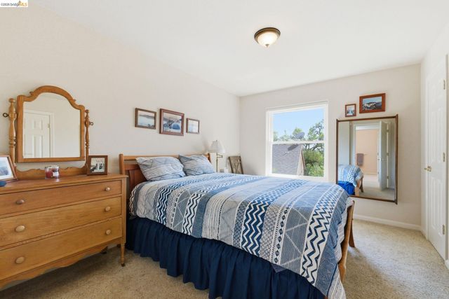 138 Steffen Ln, Sonora, CA 95370