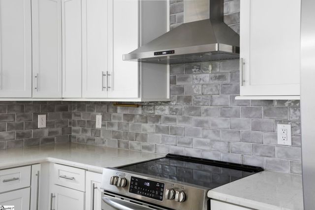 7 Lawrence Ward Court, Fountain Inn, SC 29644