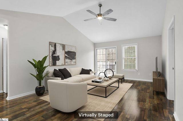 7 Lawrence Ward Court, Fountain Inn, SC 29644