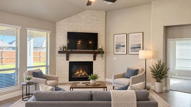 405 Laurel Lane, Glenn Heights, TX 75154