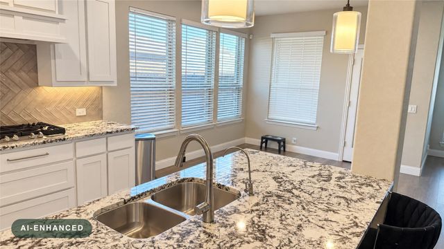 405 Laurel Lane, Glenn Heights, TX 75154