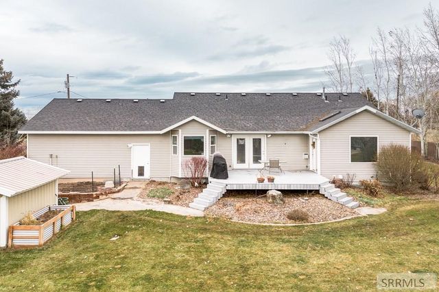 22 N 725 W, Blackfoot, ID 83221