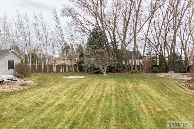 22 N 725 W, Blackfoot, ID 83221