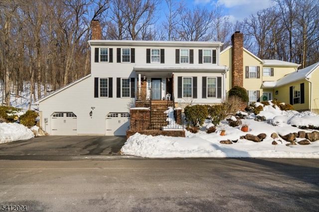 4 Birdseye Circle, Wayne Twp., NJ 07470