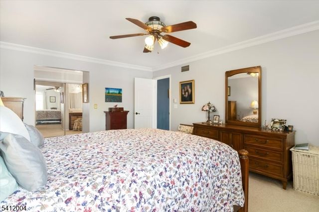 4 Birdseye Circle, Wayne Twp., NJ 07470