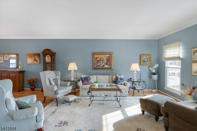 4 Birdseye Circle, Wayne Twp., NJ 07470