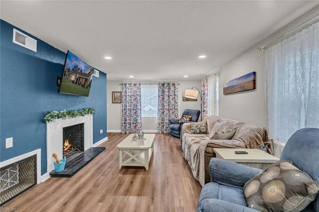 805 Wakefield AVE, Norfolk, VA 23502